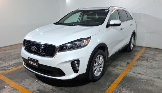Kia • Sorento