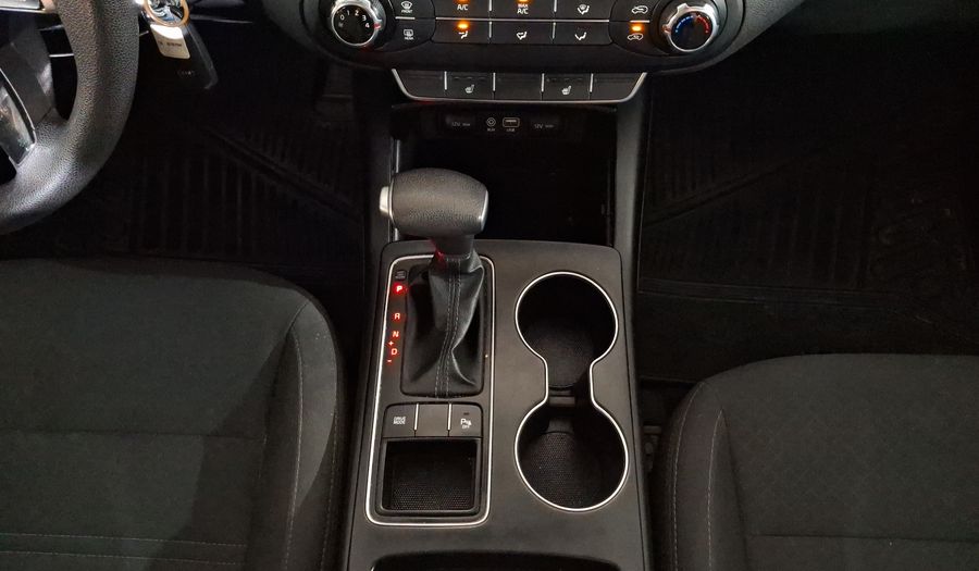 Kia Sorento 2.4 LX AUTO Suv 2020