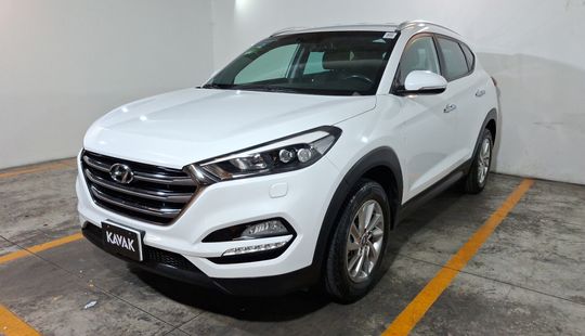 Hyundai • Tucson