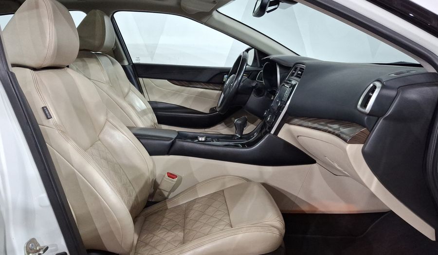 Nissan Maxima 3.5 EXCLUSIVE CVT Sedan 2017