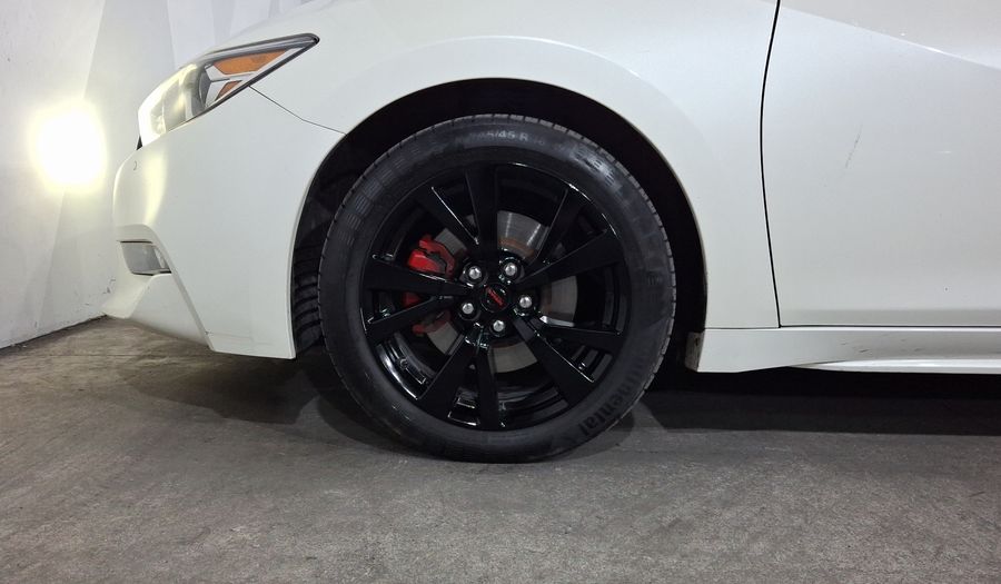 Nissan Maxima 3.5 EXCLUSIVE CVT Sedan 2017