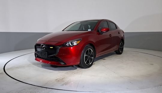 Mazda • Mazda 2