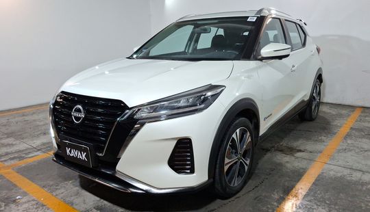 Nissan • Kicks Play