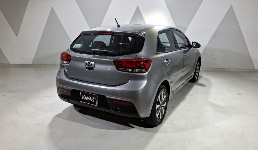 Kia Rio 1.6 LX Hatchback 2021
