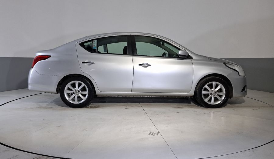 Nissan Versa 1.6 ADVANCE TA AC Sedan 2015