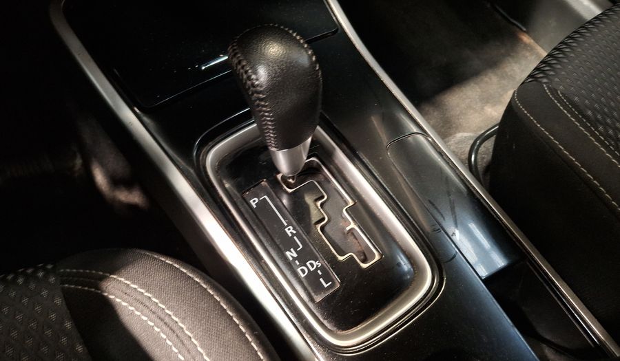 Mitsubishi Outlander 2.0 CVT Suv 2019