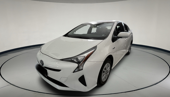 Toyota • Prius