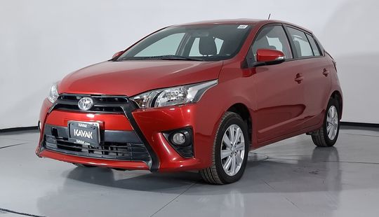 Toyota • Yaris