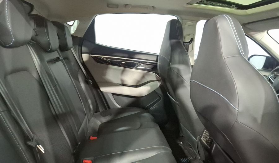 Jac J7 1.5 QUANTUM CVT Hatchback 2022