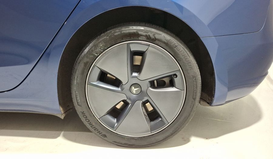 Tesla Model 3 BEV 50KWH STANDARD RANGE PLUS AUTO Sedan 2023