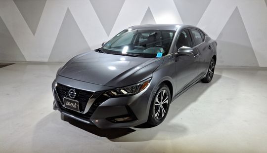 Nissan • Sentra