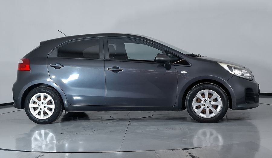 Kia Rio 1.6 LX MT Hatchback 2016