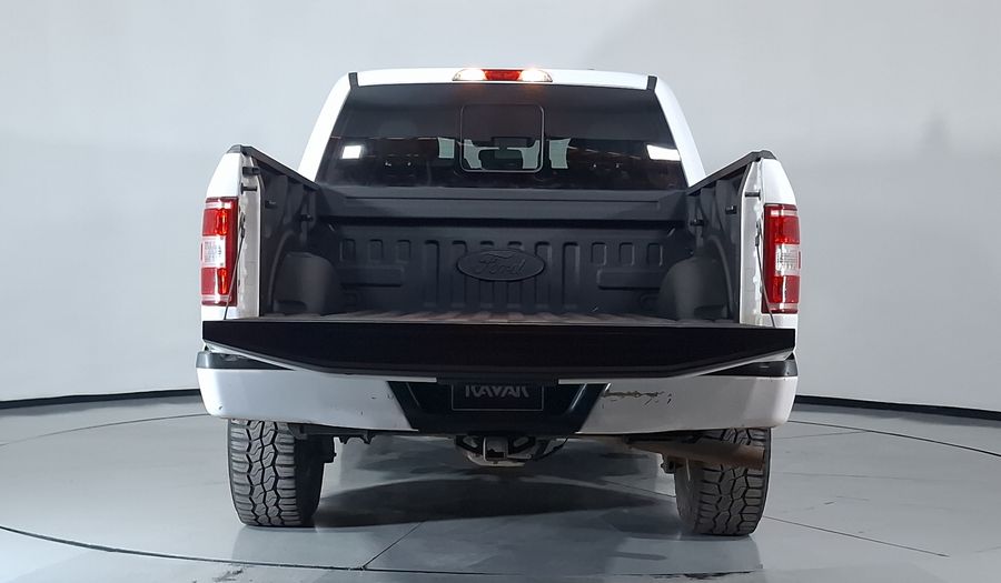 Ford Lobo 5.0 LOBO XLT CREW CAB 4X2 AUTO Pickup 2018