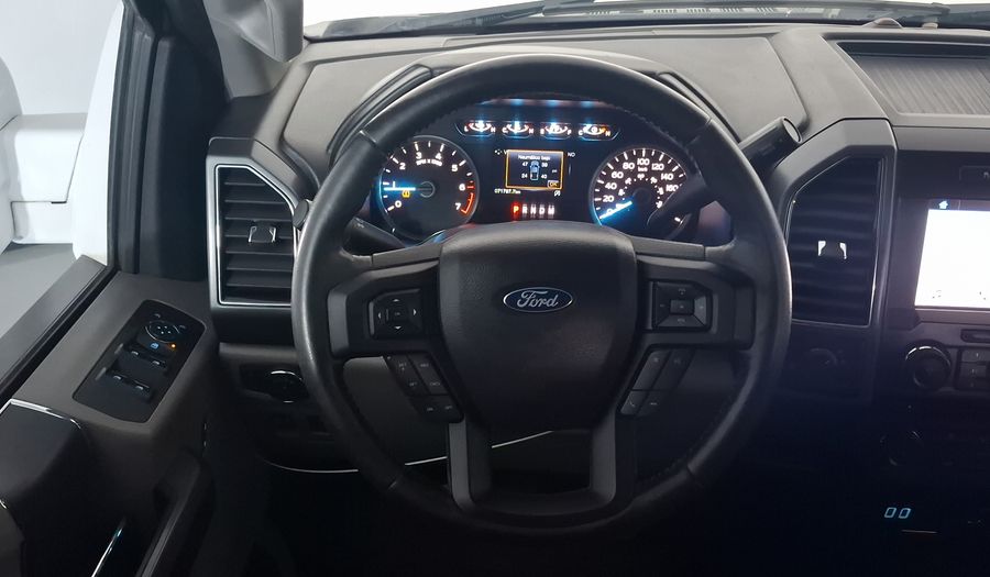 Ford Lobo 5.0 LOBO XLT CREW CAB 4X2 AUTO Pickup 2018