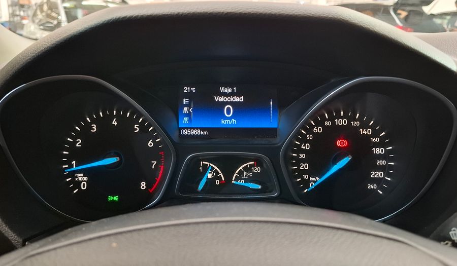 Ford Focus Iii 2.0 SE PLUS Hatchback 2016