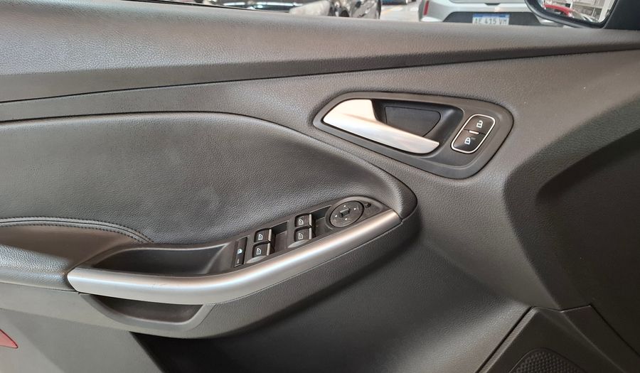 Ford Focus Iii 2.0 SE PLUS Hatchback 2016
