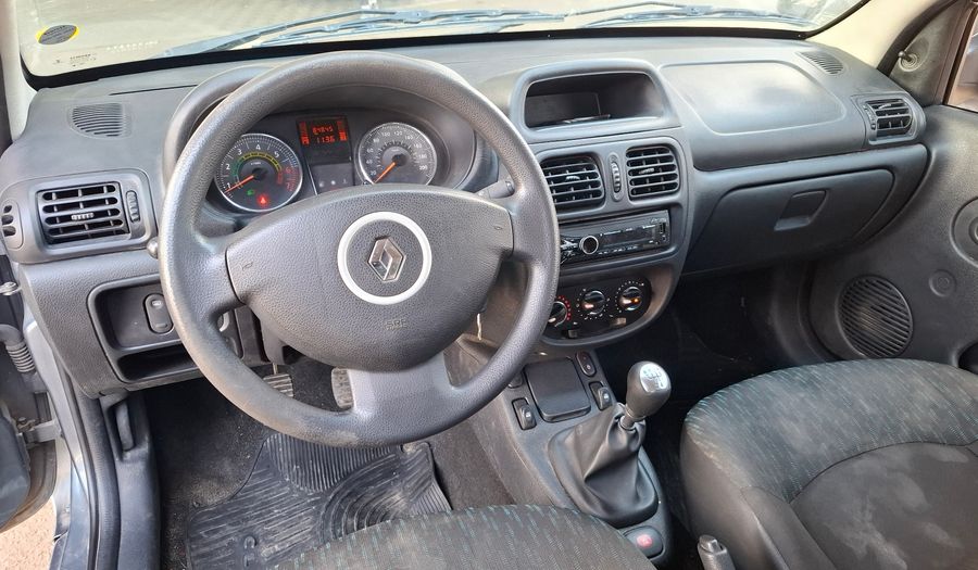 Renault Clio 1.1 DYNAMIQUE Hatchback 2015