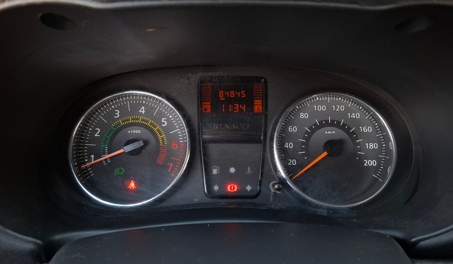 Renault Clio 1.1 DYNAMIQUE Hatchback 2015