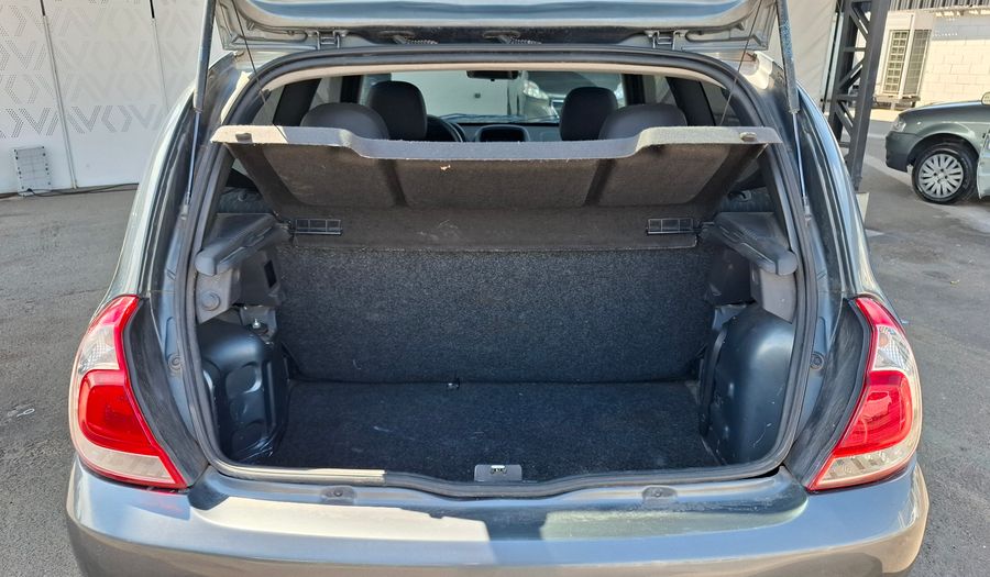 Renault Clio 1.1 DYNAMIQUE Hatchback 2015