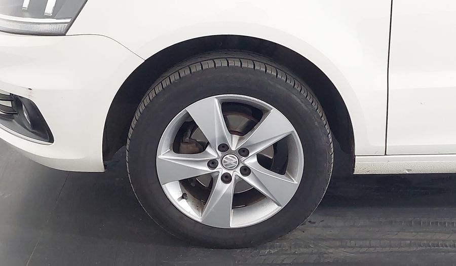 Volkswagen Fox 1.6 VHT TOTAL FLEX ROCK IN RIO Hatchback 2016
