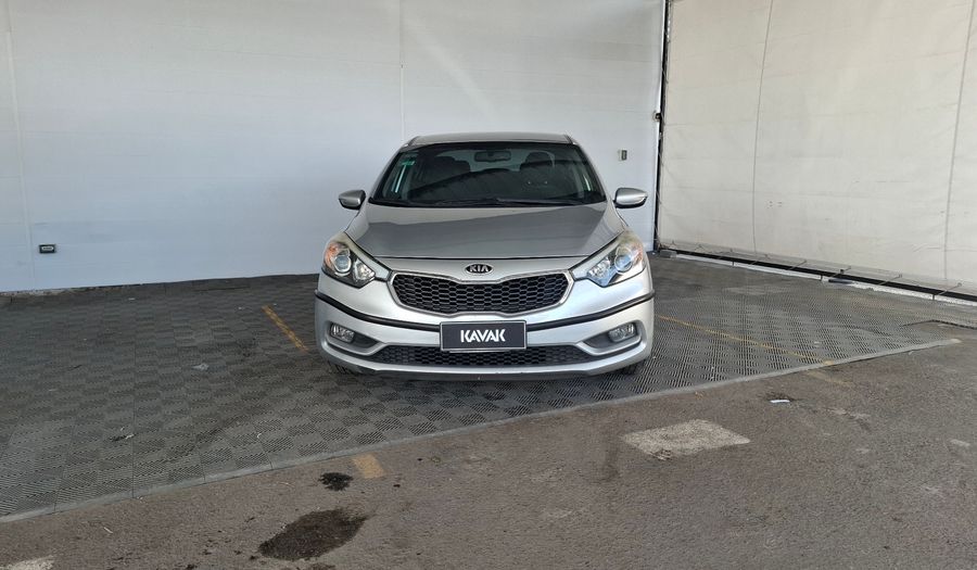 Kia Cerato 1.6 EX MT Sedan 2015