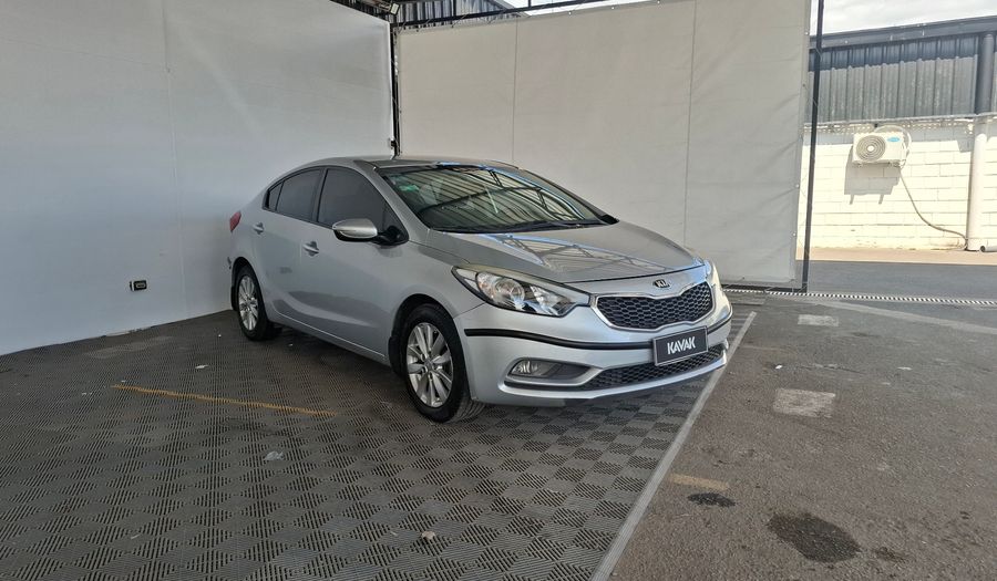 Kia Cerato 1.6 EX MT Sedan 2015