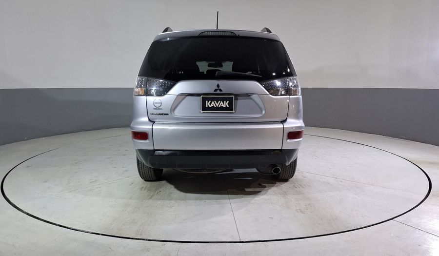 Mitsubishi Outlander 2.4 LS AT Suv 2012
