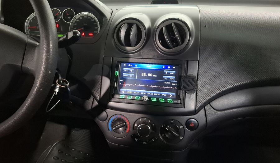 Chevrolet Aveo 1.6 AT J Sedan 2015