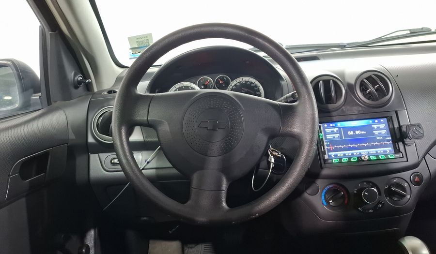 Chevrolet Aveo 1.6 AT J Sedan 2015