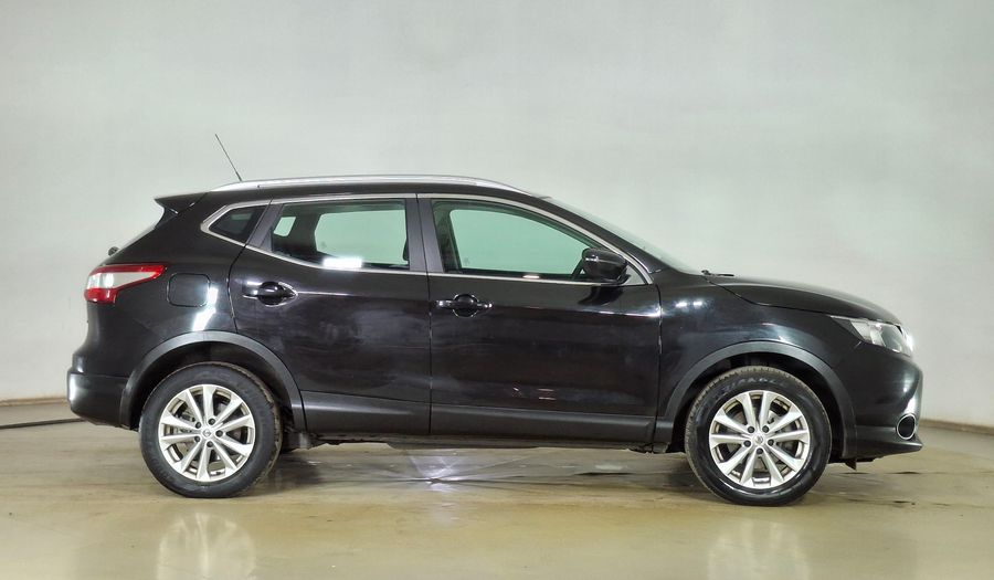 Nissan Qashqai 2.0 ADVANCE Hatchback 2016