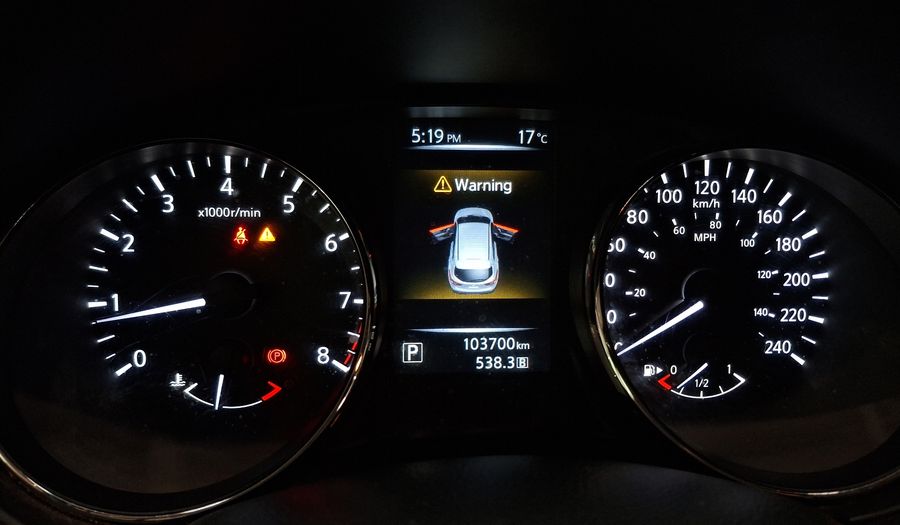 Nissan Qashqai 2.0 ADVANCE Hatchback 2016