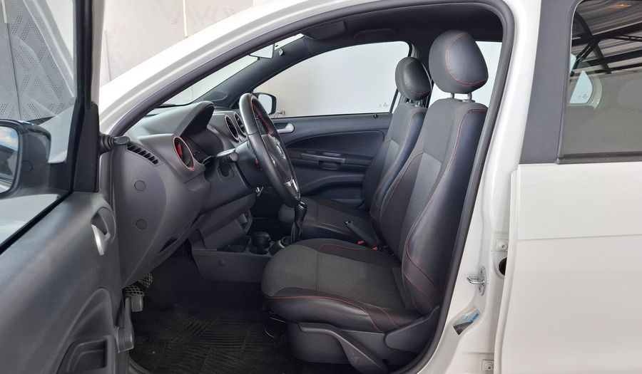 Volkswagen Gol Trend 1.6 SPORTLINE Hatchback 2016
