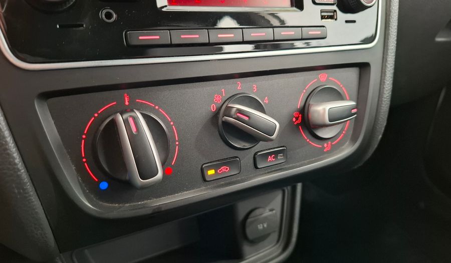 Volkswagen Gol Trend 1.6 SPORTLINE Hatchback 2016
