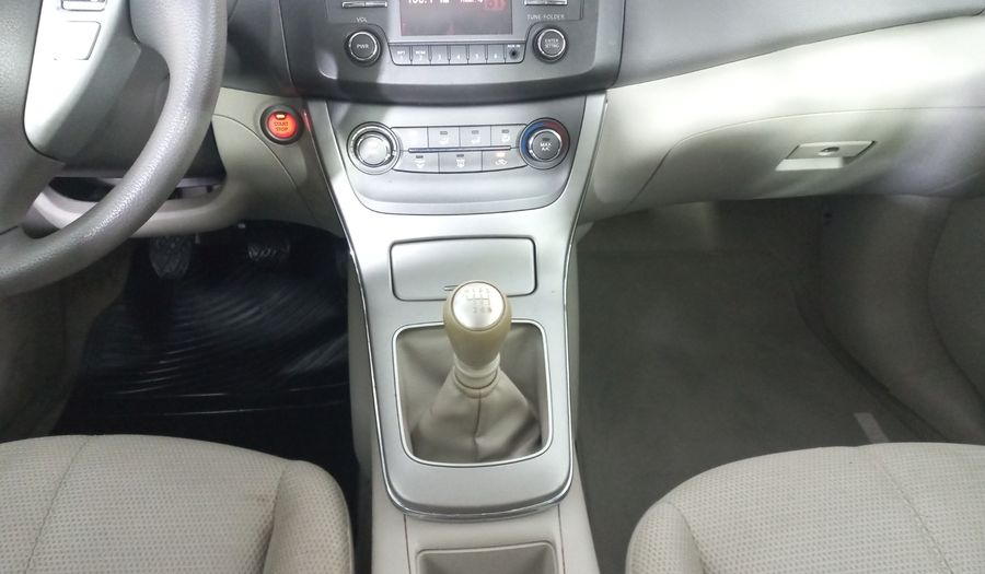 Nissan Sentra 1.8 ADVANCE MT Sedan 2014