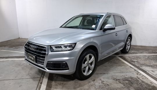 Audi • Q5