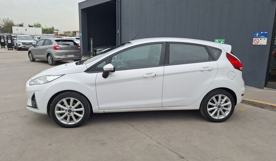 Ford Fiesta 1.6 S PLUS HB Hatchback 2018
