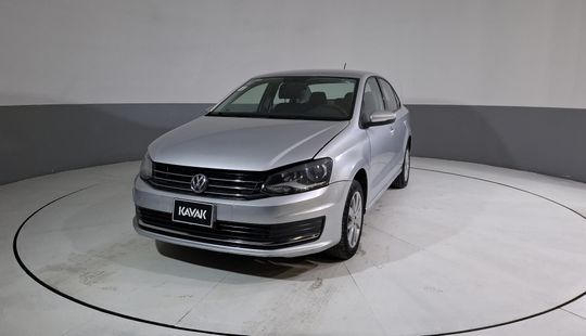 Volkswagen • Vento