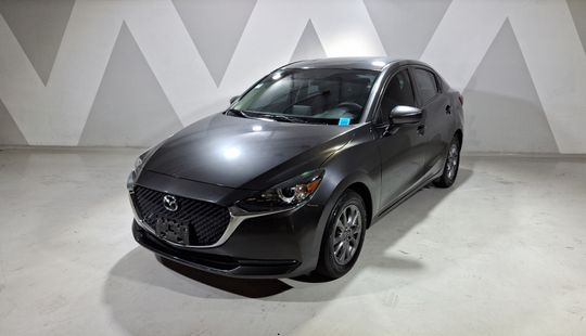 Mazda • Mazda 2