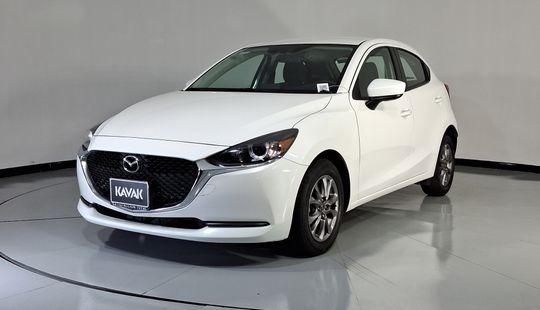 Mazda • Mazda 2