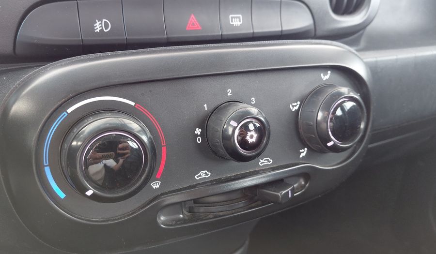 Fiat Mobi 1.0 LIKE Hatchback 2021