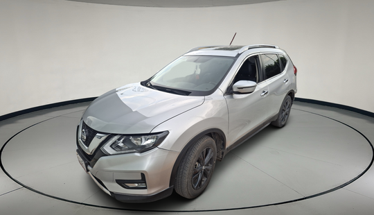 Nissan • X-Trail