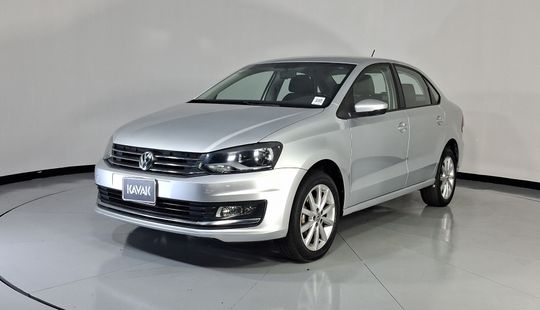 Volkswagen • Vento