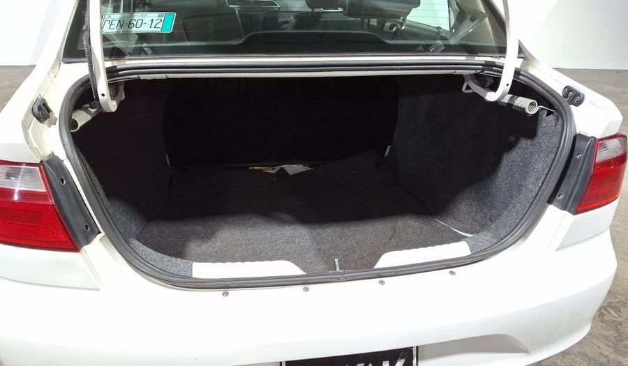 Volkswagen Gol 1.6 SEDAN TRENDLINE Sedan 2017