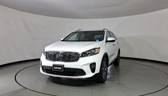 Kia • Sorento
