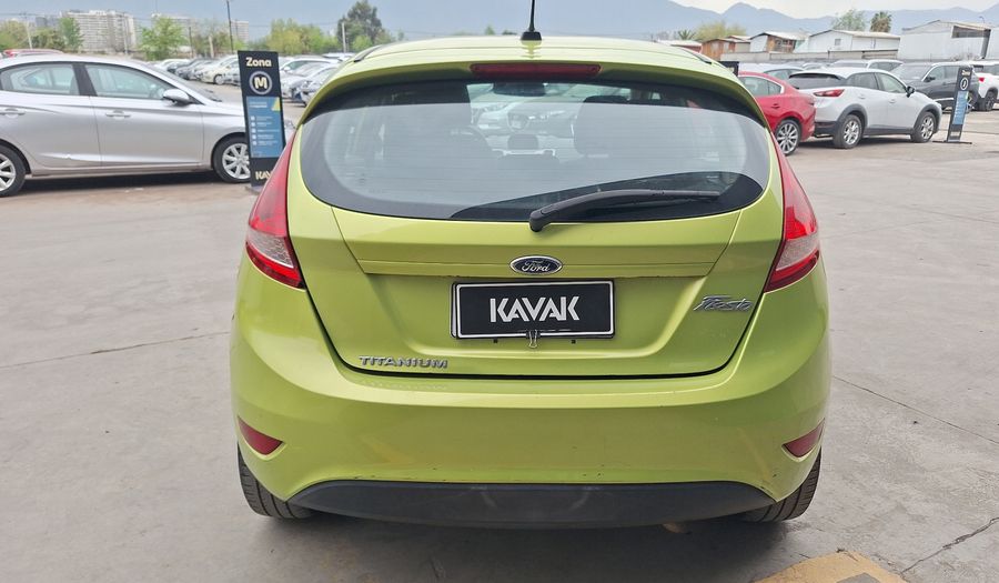 Ford Fiesta 1.6 TITANIUM Hatchback 2014