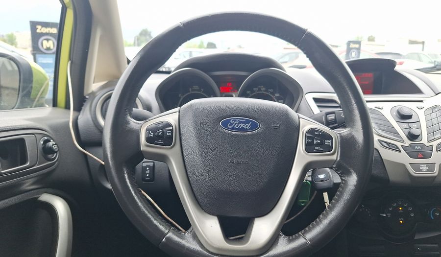 Ford Fiesta 1.6 TITANIUM Hatchback 2014