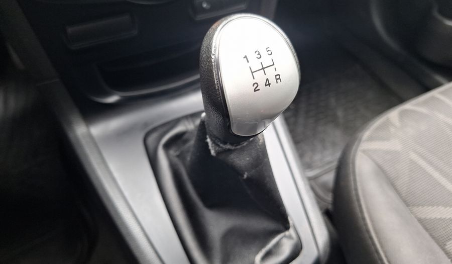 Ford Fiesta 1.6 TITANIUM Hatchback 2014