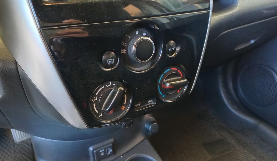 Nissan Note 1.6 EXCLUSIVE CVT Hatchback 2019
