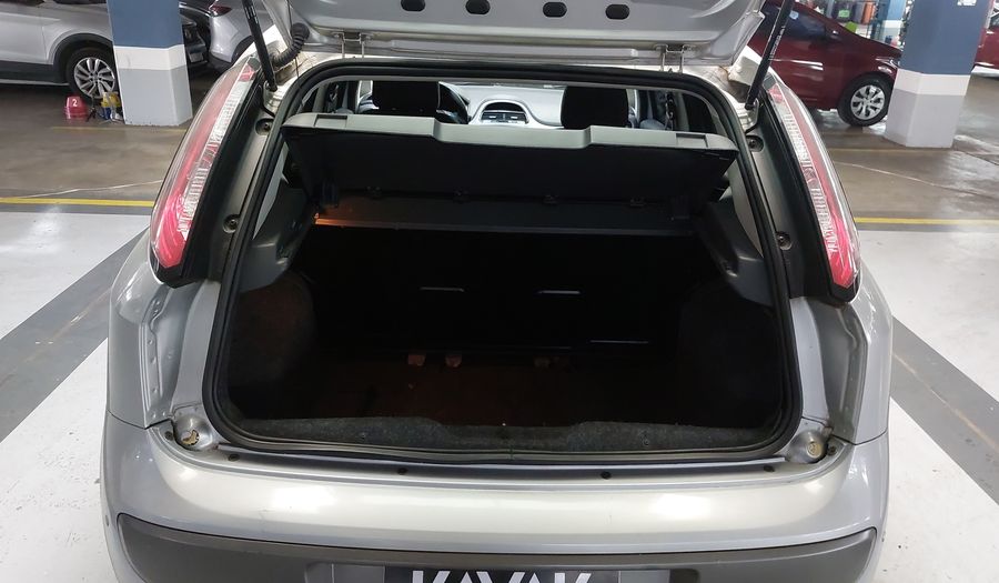 Fiat Punto 1.6 E.TORQ FLEX ESSENCE Hatchback 2015