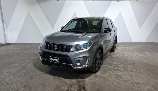Suzuki • Vitara